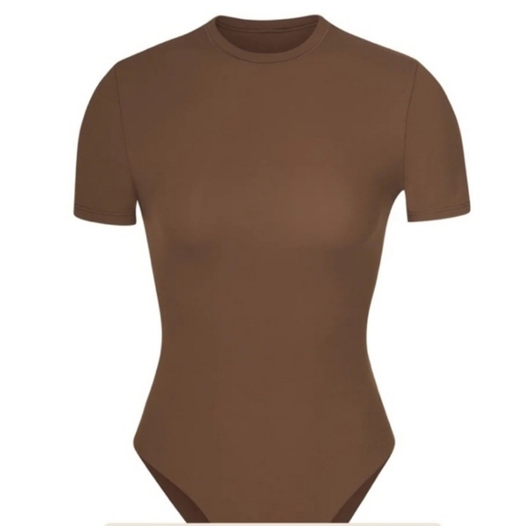 SKIMS Tops - SKIMS FIts Everybody T-Shirt Bodysuit